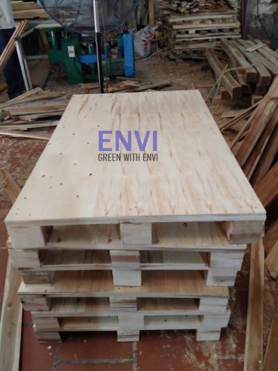 Xưởng sản xuất pallet gỗ dán đa dạng kích thước tại Hưng Yên